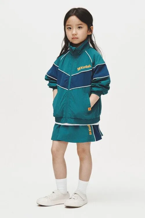 Water-repellent coach jacket